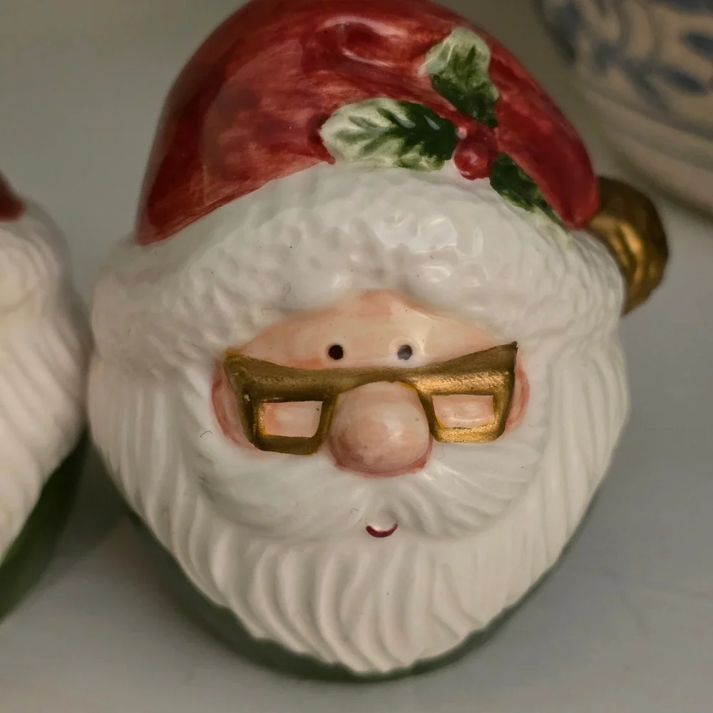 Omnibus Fitz & Floyd Santa Claus Salt and Pepper Shaker Set 1995